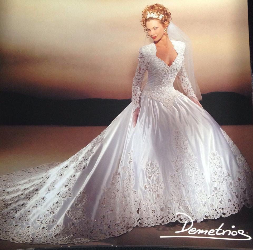 Vtg Demetrios White Wedding Dress Size 18+ featured In Bride Mag 1998 -Worn Once