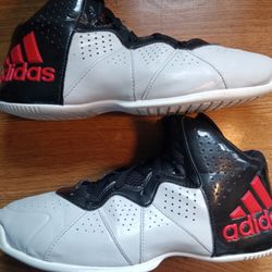 Adidas Men's  Basketball Shoes Sz 10.5