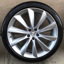 Tesla Model X Turbine 22” Wheels Will trade OEM for a discount.  Will sell individual wheel