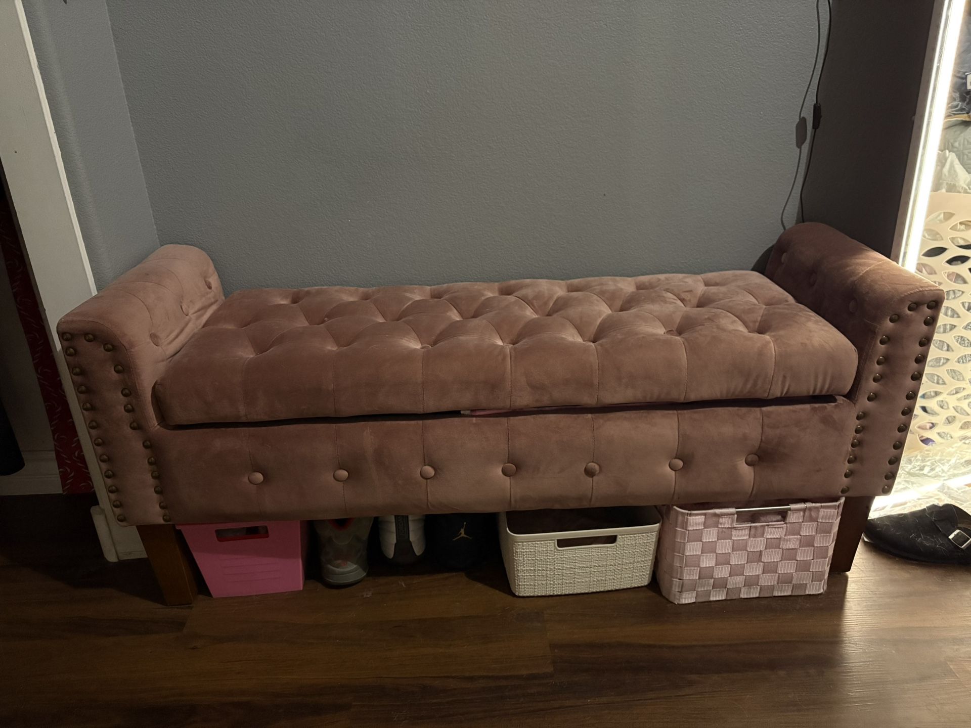 pink futon