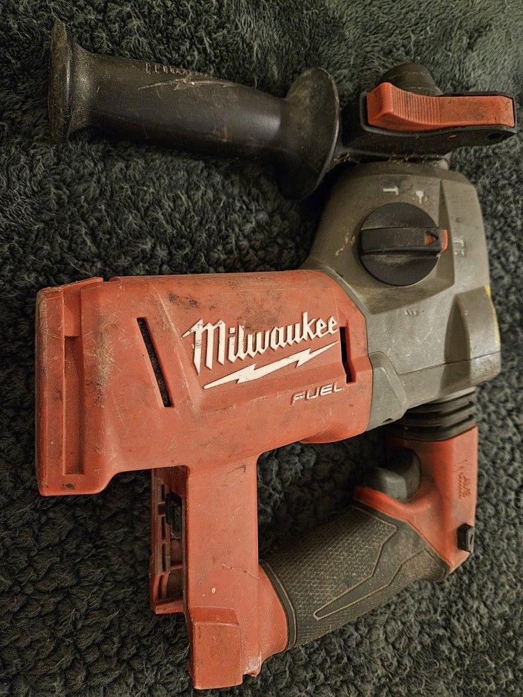 Milwaukee M18 FUEL SDS-Plus Rotary Hammer Drill