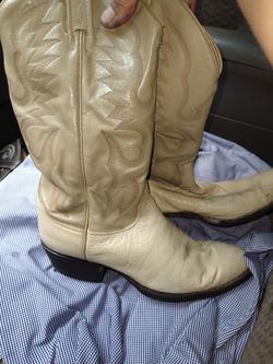 Tony lamas boots (2pair)