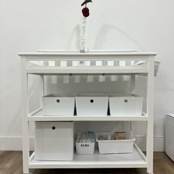 Diaper Changing Station - Delta, White