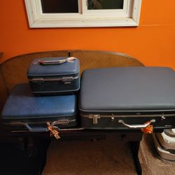 Vintage American Tourister Luggage Set 1970's