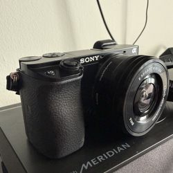 Sony A6100
