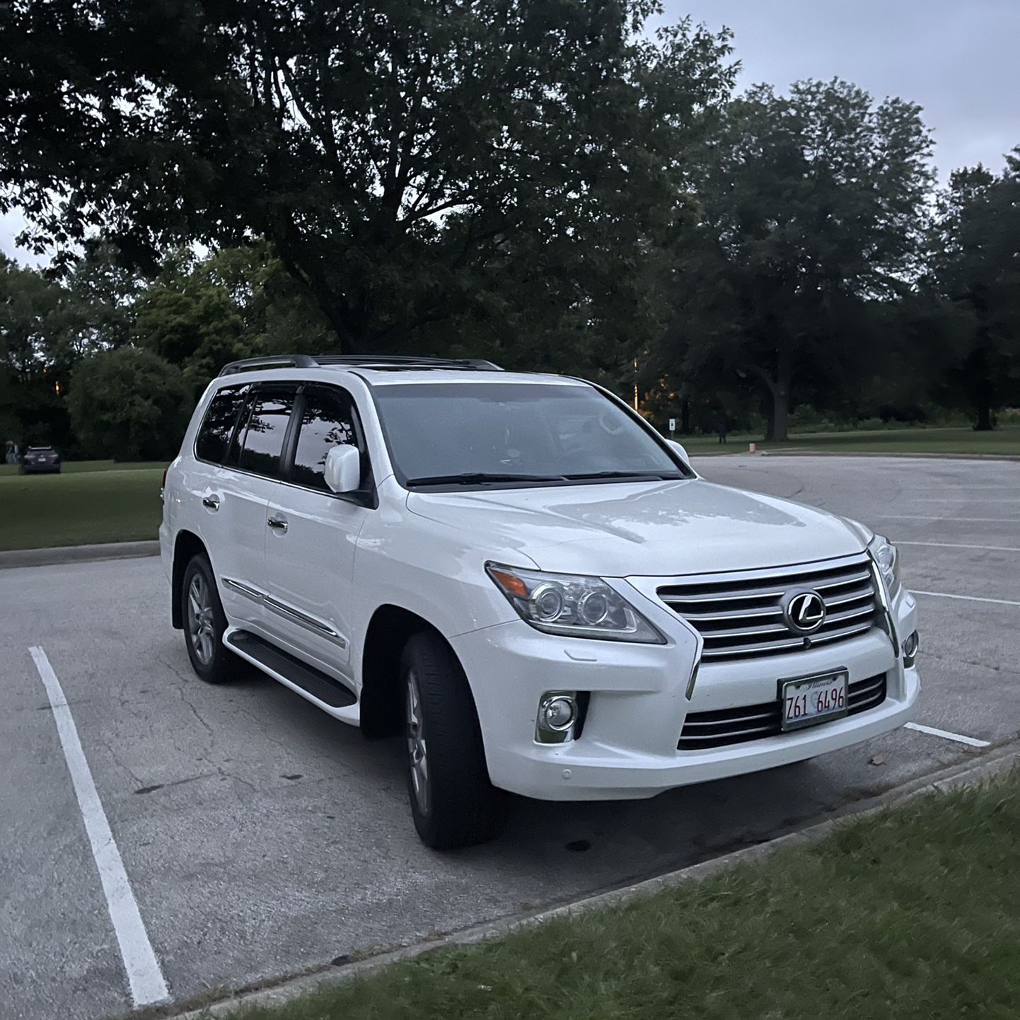 2013 Lexus LX 570