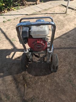 Paint sprayer  GM 5000 gas powered sprayer  GRACO
