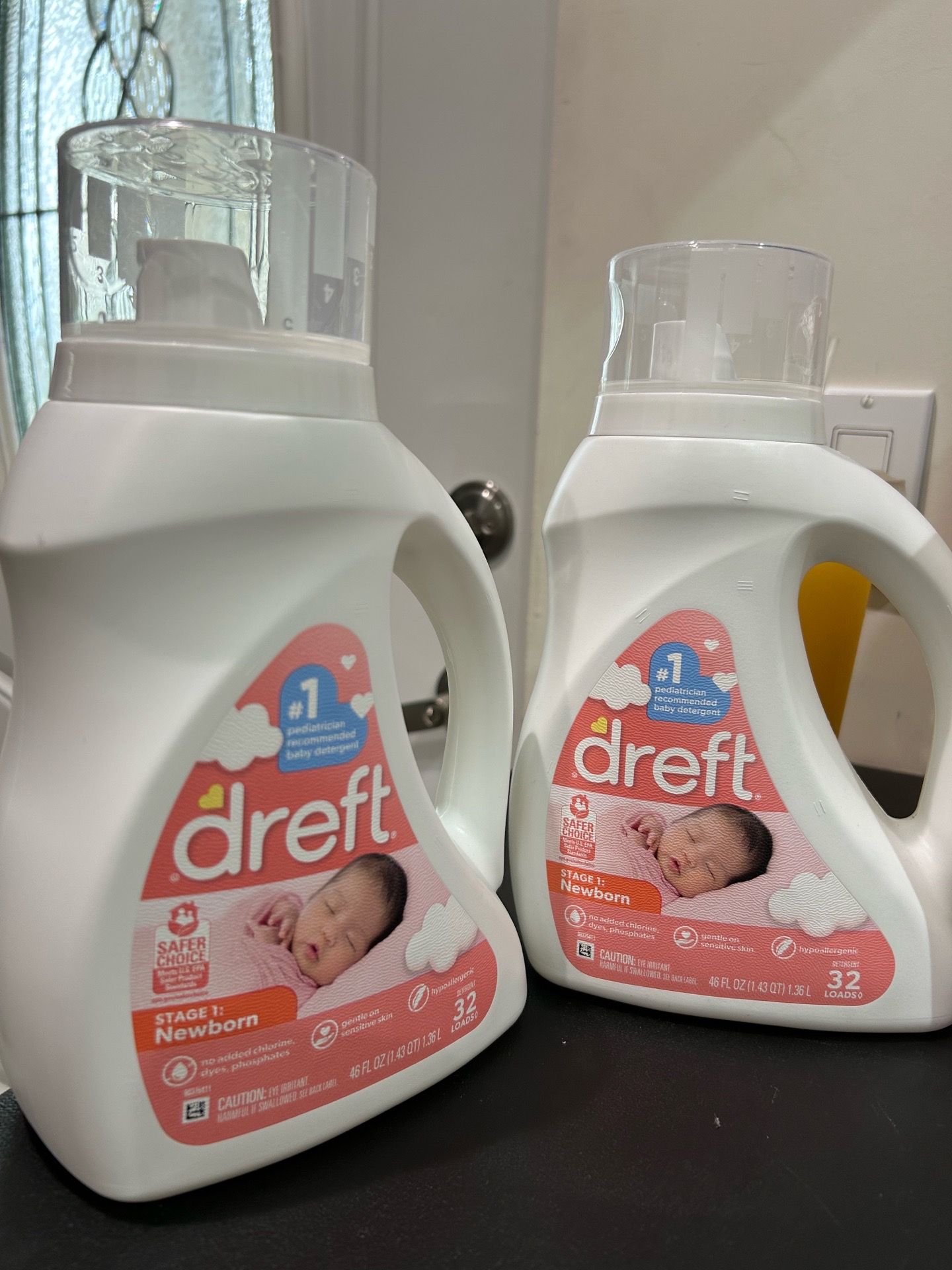 Dapple baby (bottle & disposable) Baby Detergent (dreft). Frida disposable underwear size: M/L