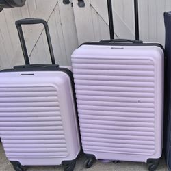 Travel 🧳 luggage used clean normal use wear each works good $30 each south la 90043