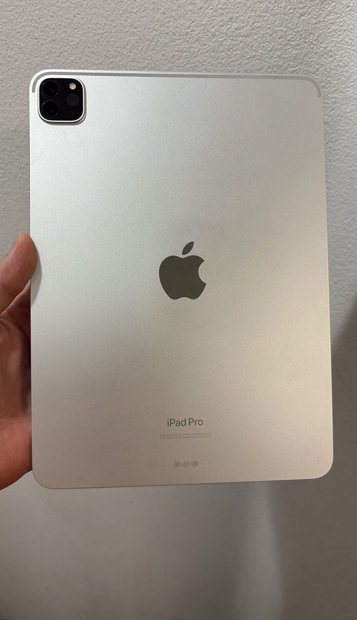 Apple iPad Pro 11 Inch 4th Gen WiFi Only 256gb 10/10 Condition