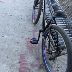 Frame Trades Looking For Throne Frame 