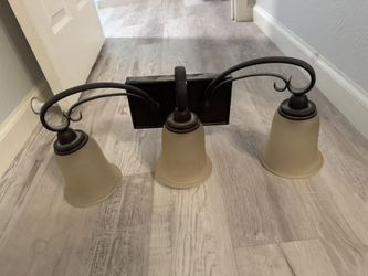 Three lamp vanity light