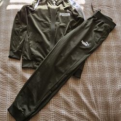 4 Different Size S tracksuits For Men