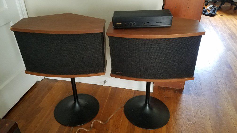 Bose 901 Series VI speakers w/stands and EQ