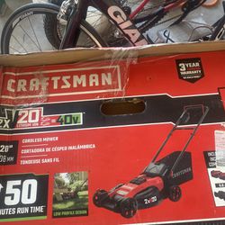 CRAFTSMAN V20 Lawn Mower, Push Mower, Lightweight and Portable, Grass Bag, Battery and Charger Included (CMCMW220P2)