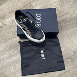 Cristian Dior Teni Size 8.5 9 Unisex 