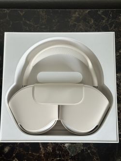 AirPods Max USB-C 2024 Release
