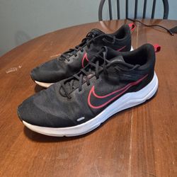 Nike Downshifter 12 Size 13