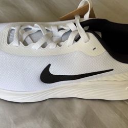 Brand New Nike Men Promina size 14