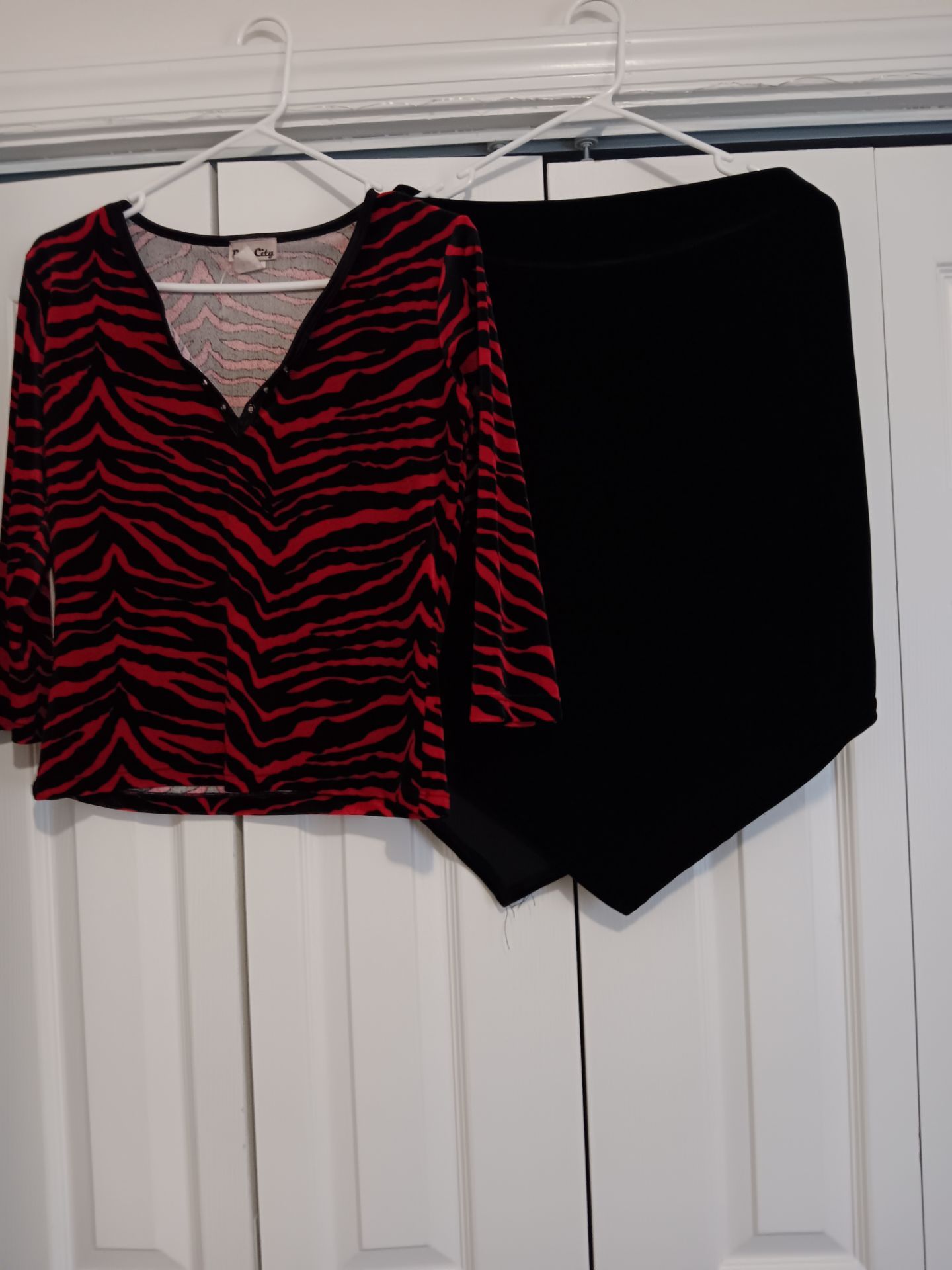 Skirt Suit - Large
