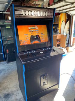 Arcade Machine 2-Player, 32” HD LCD 70k games MAME (16TB)