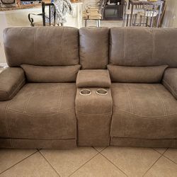 Warrendale 3 Pc Power Reclining Sectional