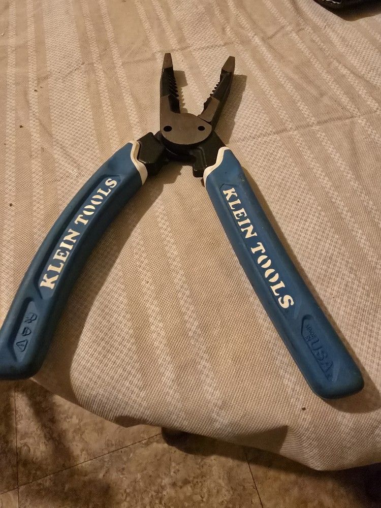 Klein K12065CR