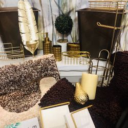 21 PC Ultimate Bathroom Bundle -swipe To See All Photos 