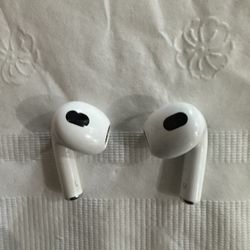 AirPod 3rd Generation Good Condition (no Case)