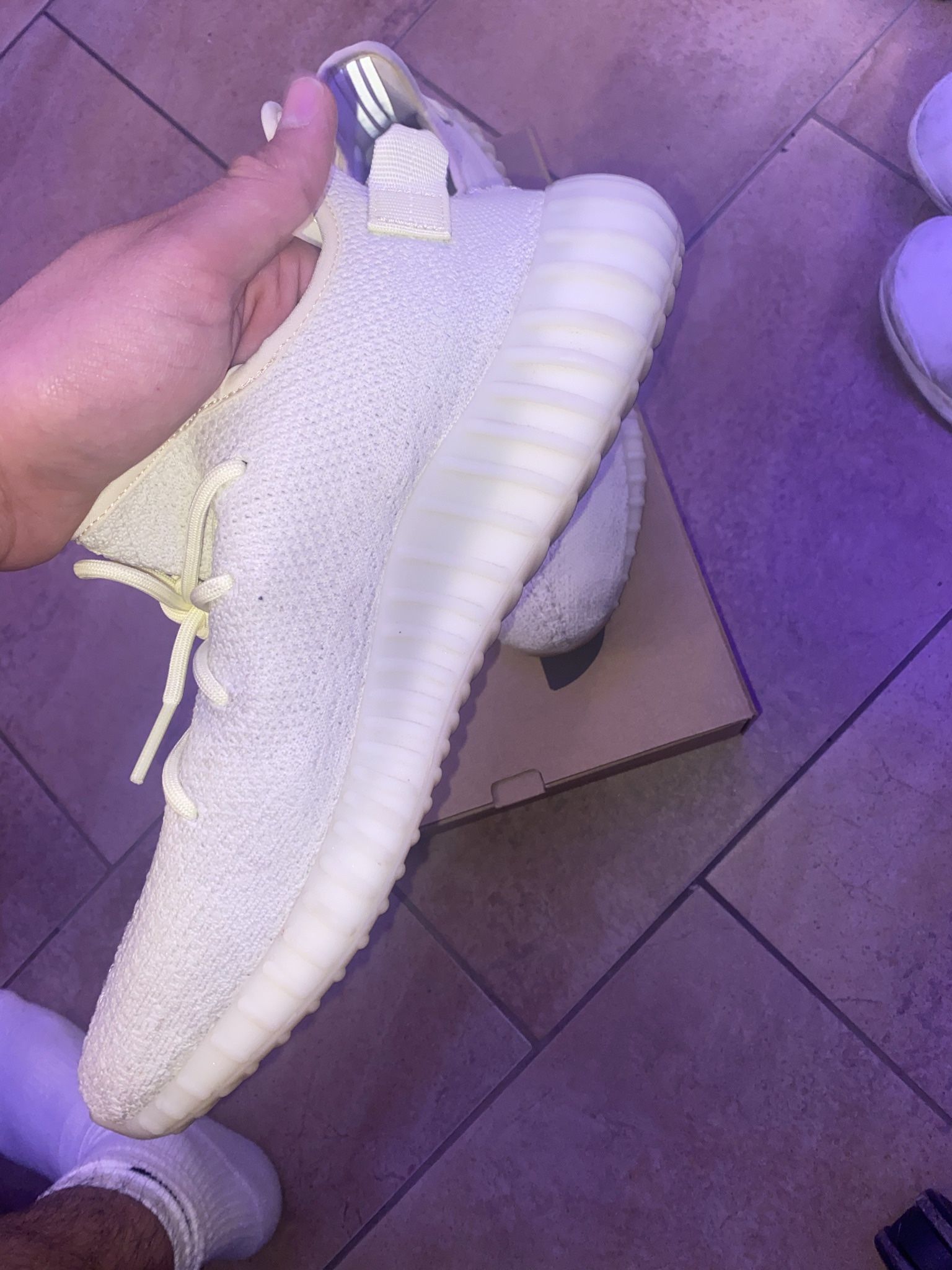 Yeezy Boost 350 V2 “butter” Size 14