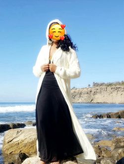 FOBYA X-L Hooded Wool Robe, $60