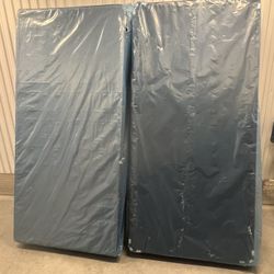 twin size Box