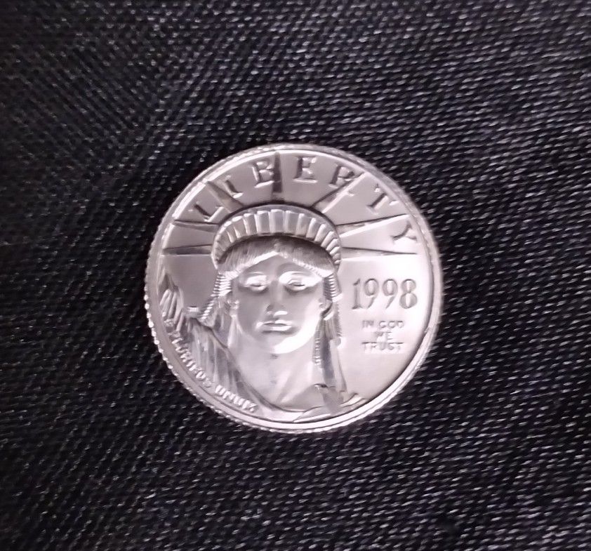 1998 1/10 Oz Platinum American Eagle