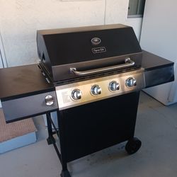  BBQ/Barbecue Grill Propane Like New