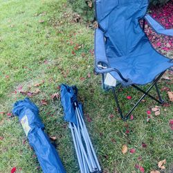 4 Folding Camping Chairs with Carrying Bags (Blue & Red)