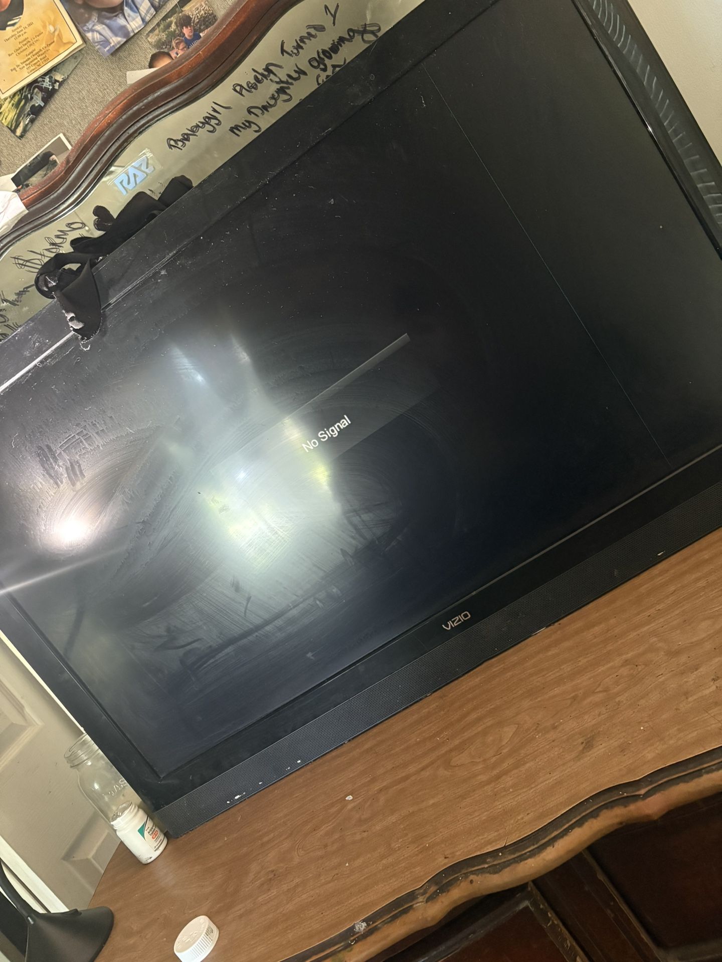 BIG FLAT SCREEN TV WORKING NO CONTROLLER!