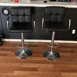 2 Like New Bar Chairs