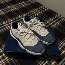 Jordan 11 Diffused Blue