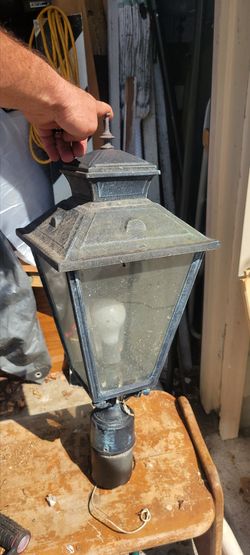 Large Metal Gas Light