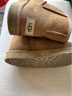 Uggs girls size 3 big kids
