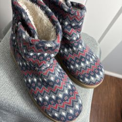 Women’s Indigo Rd Ankle Slipper Bootie Faux Fur Lined Cozy Side Zipper Size 8.5