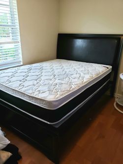 NEW QUEEN PILLOW-TOP MATTRESS AND BOX SPRING - 2PC