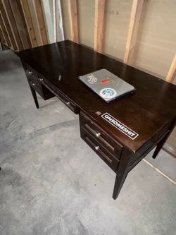 Wooden desk with drawers