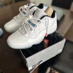 Air Jordan 11 Retro Low “Like New”