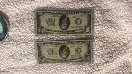 Misaligned $10 bills 1934 lemon green