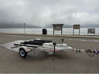 Jet ski trailer