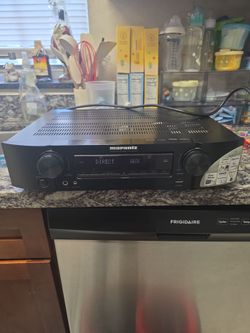 Reciever Marantz NR 1403 5.1