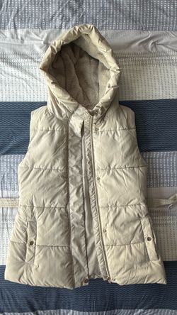 Beige Hooded Puffer Vest