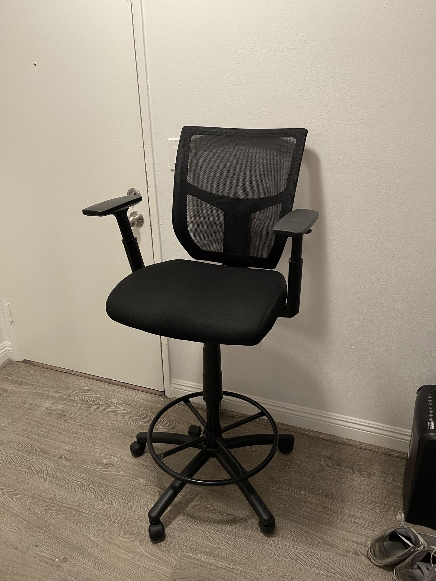 High Desk Chair