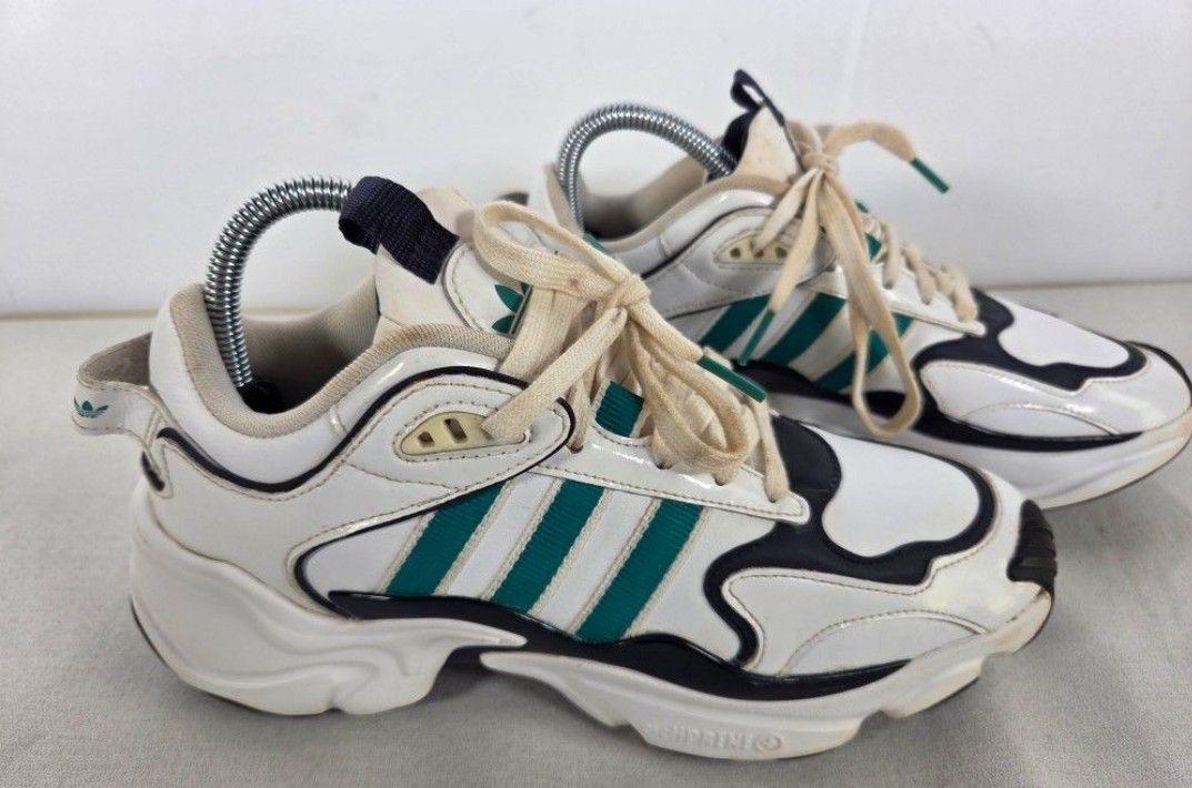 Adidas Magmur Runner EF5086 Casual Celebrity.  Color White.  Size Women's 8.5.